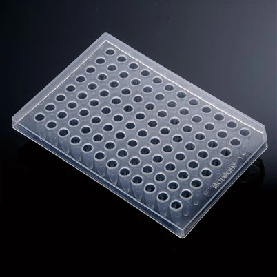 แผ่นพีวีซี PCR แบบ 96 Well